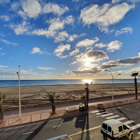 Magnifique Vue Mer Avec Une Chambre - Nouria 55 - Canet-en-Roussillon Exterior photo