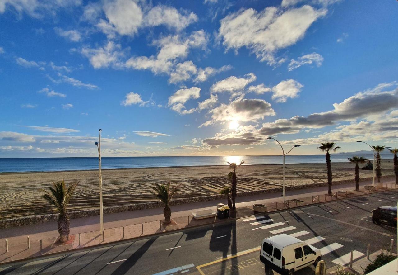 Magnifique Vue Mer Avec Une Chambre - Nouria 55 - Canet-en-Roussillon Exterior photo